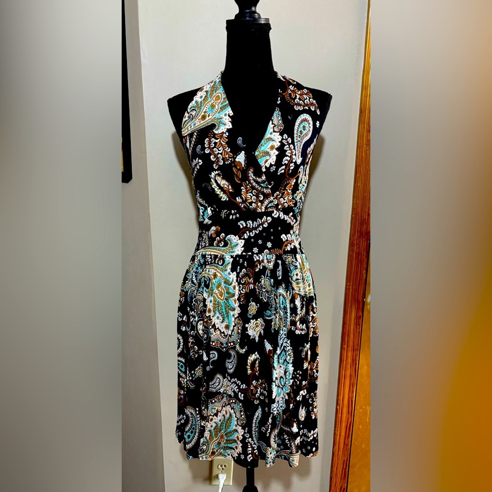 Paisley Halter Dress. Size 4. NWOT.